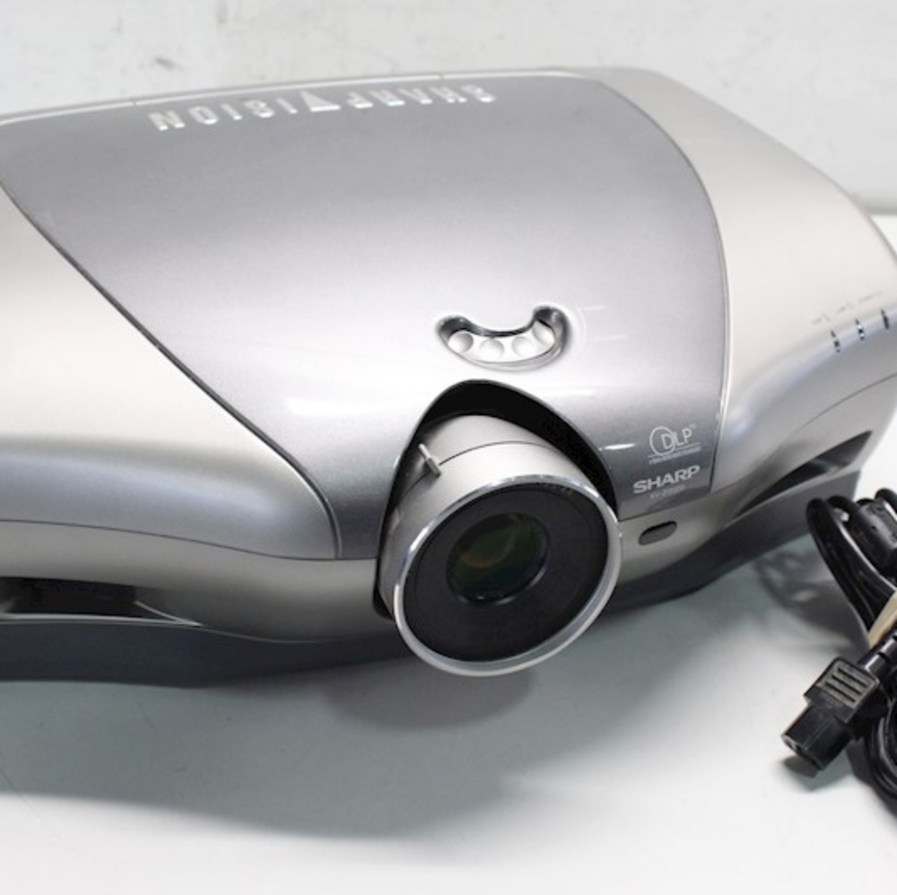 Sharp Projector XV-Z12000 - New 50% off